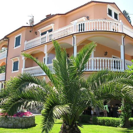 Bed And Breakfast Villa Iris Moscenicka Draga Exterior photo