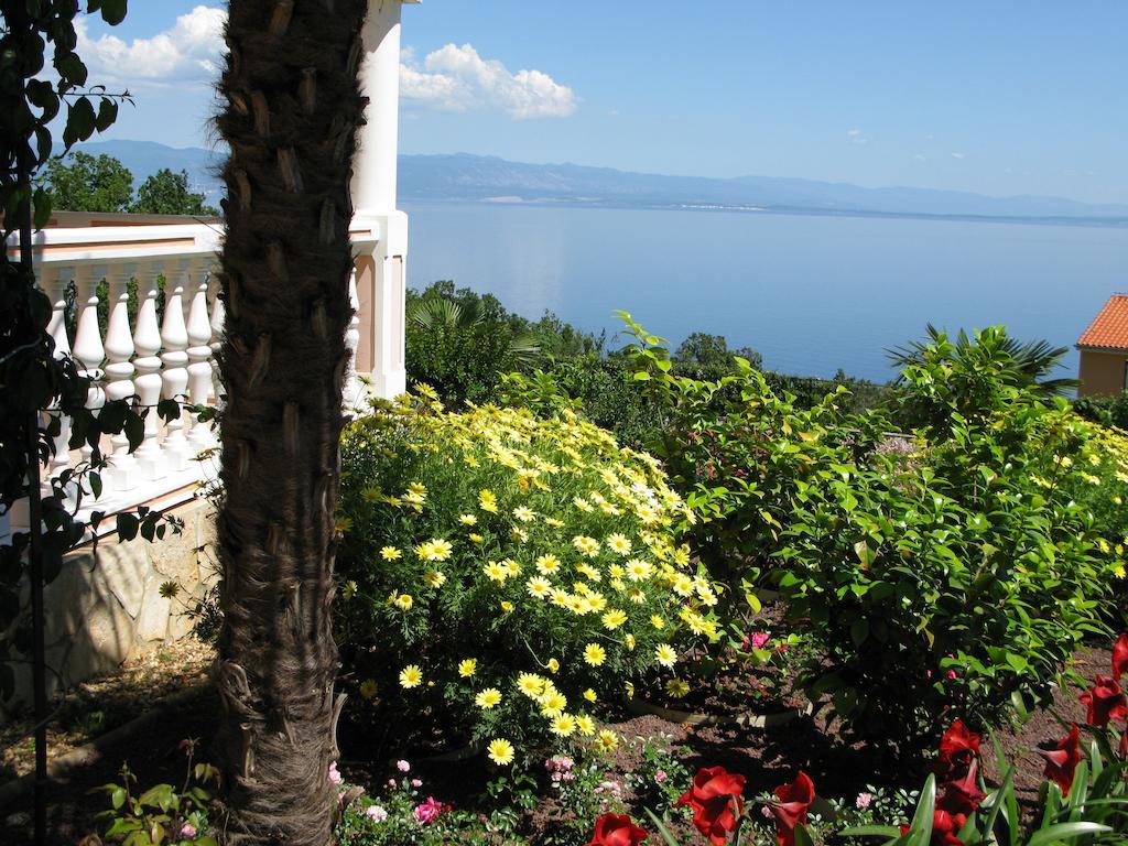 Bed And Breakfast Villa Iris Moscenicka Draga Exterior photo