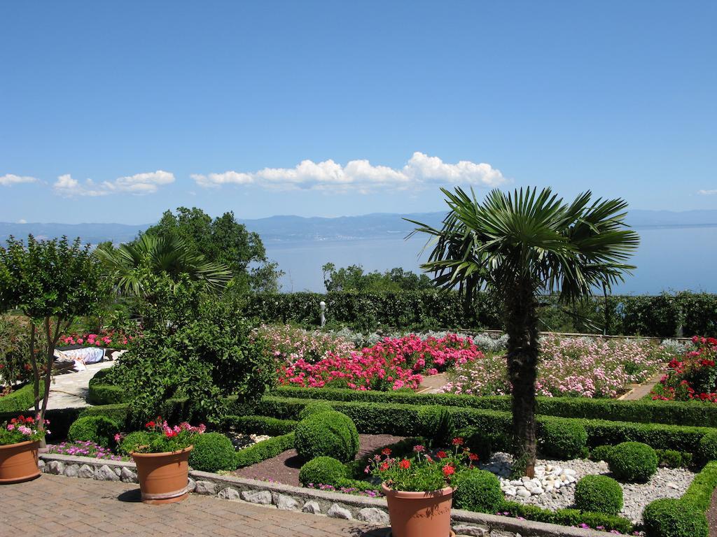 Bed And Breakfast Villa Iris Moscenicka Draga Exterior photo
