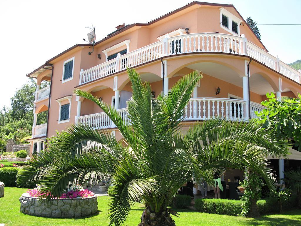 Bed And Breakfast Villa Iris Moscenicka Draga Exterior photo